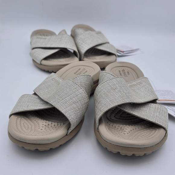 NWT Crocs Capri Shimmer XBand Slide Sandals,  Women's Size 4 - Picture 3 of 16